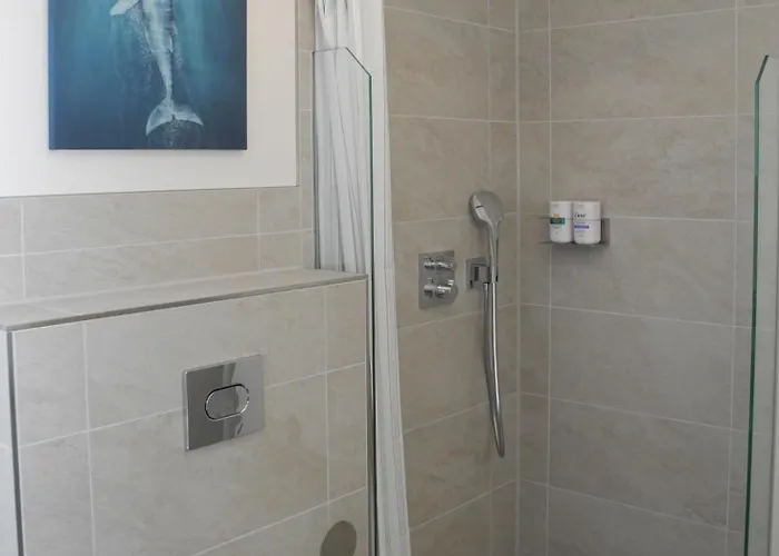 Comfortably On Vacation - In *