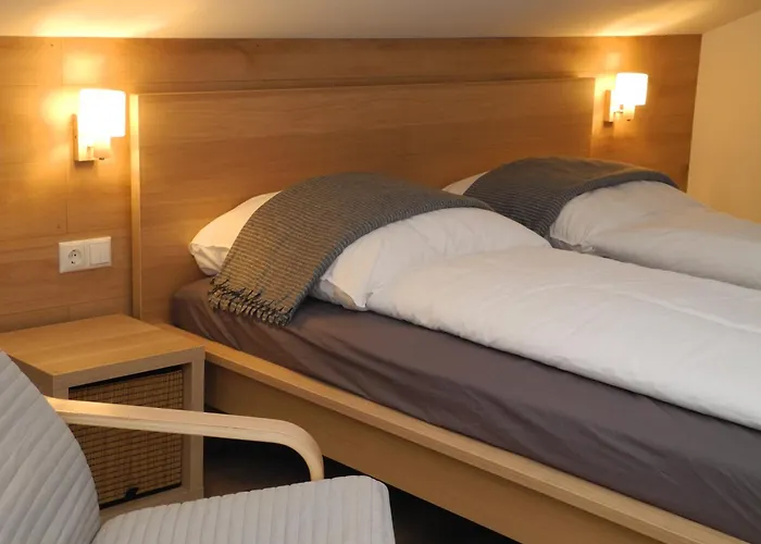 Comfortably On Vacation - In *